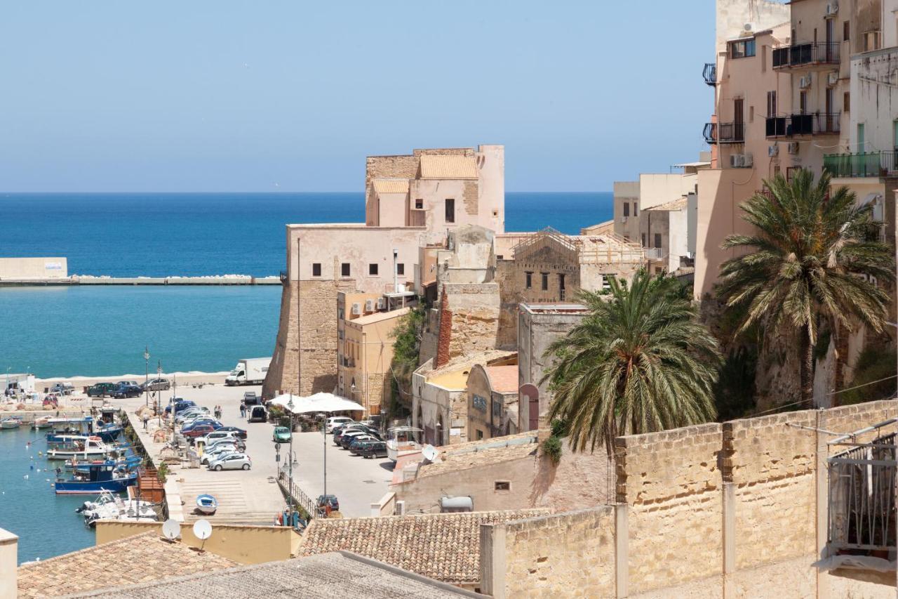 Apartamento La Terrazza Sul Porto Castellammare del Golfo Exterior foto
