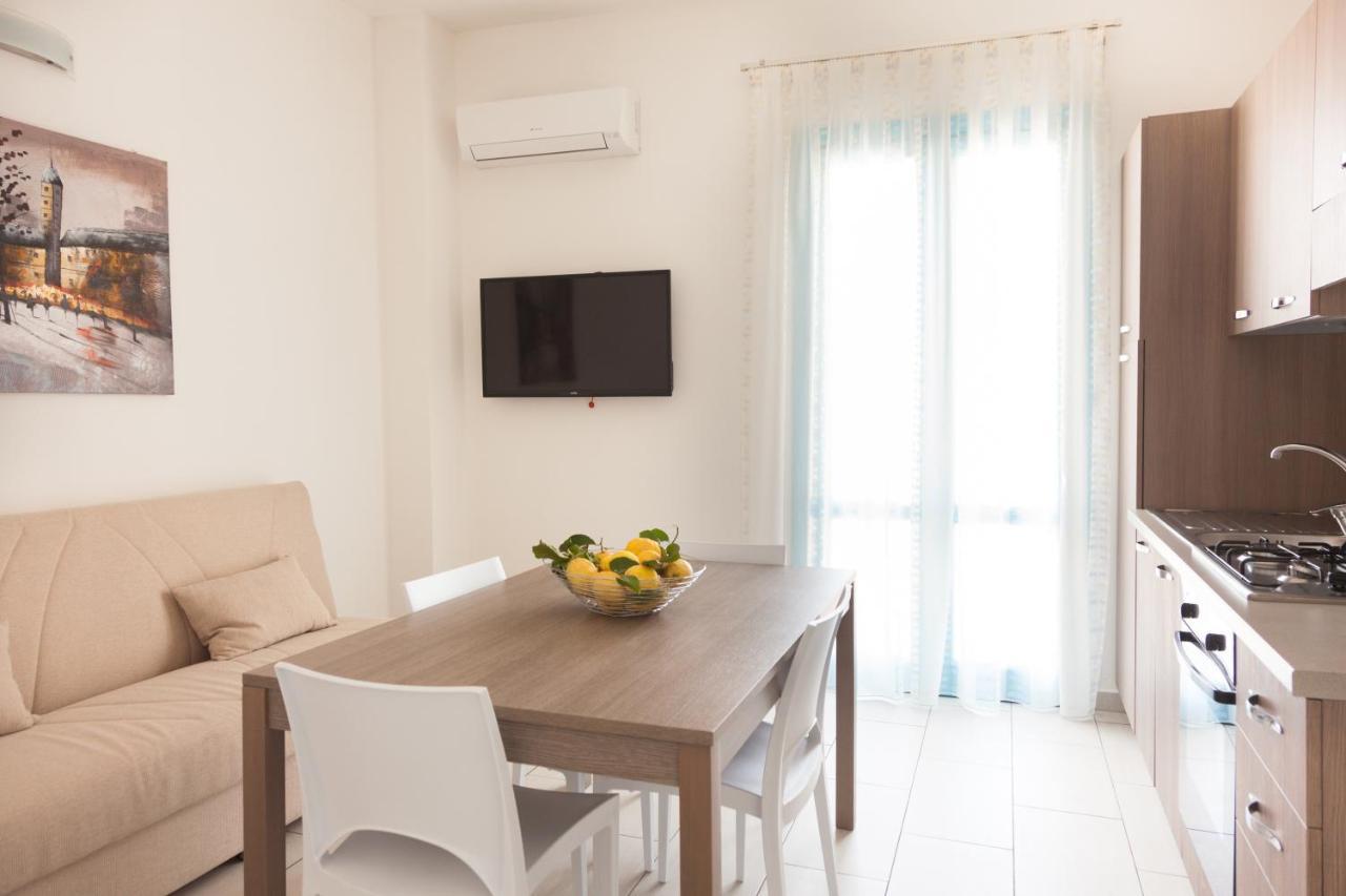 Apartamento La Terrazza Sul Porto Castellammare del Golfo Exterior foto